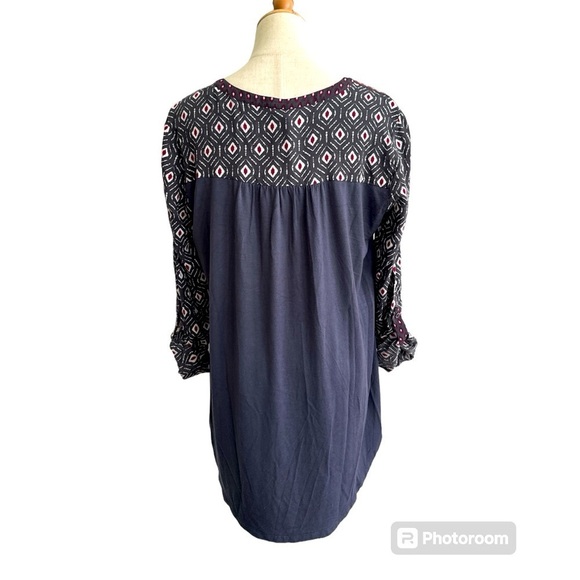 Anthropologie One September Embroidered Grey Burgundy Blouse Top Size Medium - Picture 6 of 11